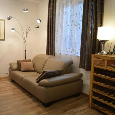 New Apt Near Beaches & Old Town, With Free Parking سبليت
